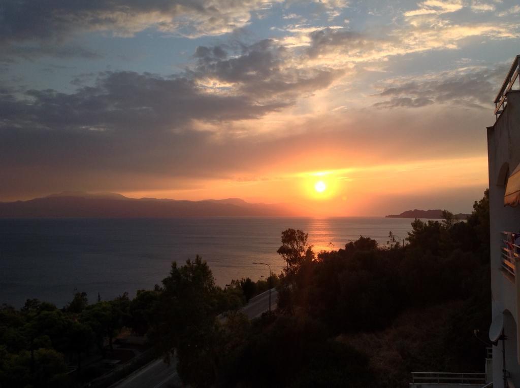 Katerina'S Maisonnette Loutráki Dış mekan fotoğraf