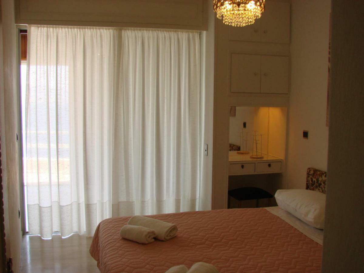 Katerina'S Maisonnette Loutráki Dış mekan fotoğraf